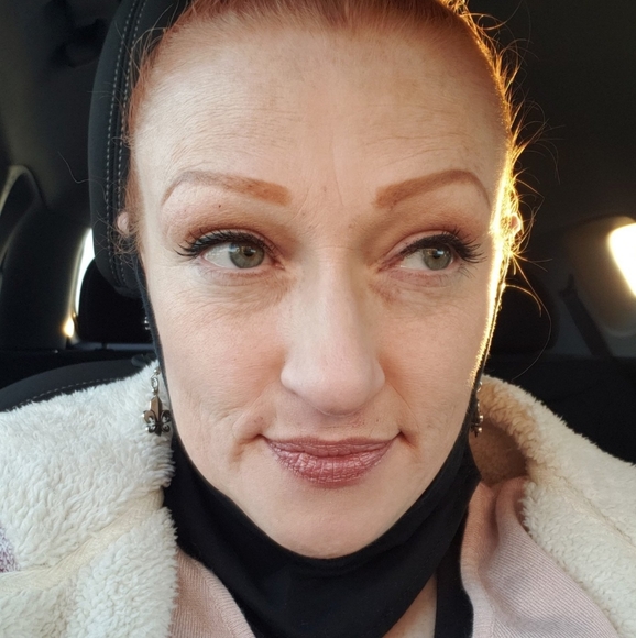 Meet your Posher, Jen(Scarlett) - Picture 4 of 11